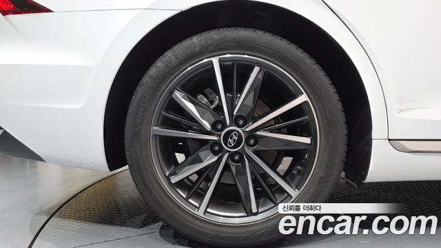 Hyundai Grandeur (IG) 2.5 Le Blanc 2023 — фото 5