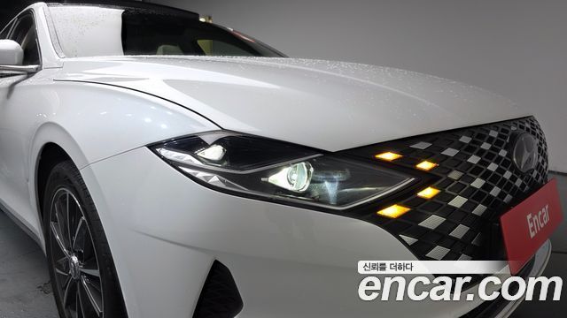Hyundai Grandeur (IG) 2.5 Le Blanc 2023 — фото 22