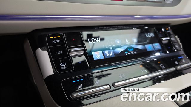 Hyundai Grandeur (IG) 2.5 Le Blanc 2023 — фото 36