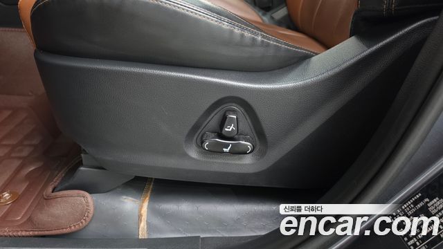 KG Mobility (SsangYong) Rexton Sports Diesel 2.2 4WD Noblesse 2018 — фото 34