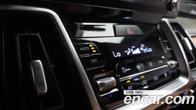 Kia Sorento (IV) Diesel 2.2 2WD Prestige 2023 — фото 36