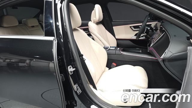 Mercedes-Benz E-Class (W214) E200 AMG Line 2026 — фото 11