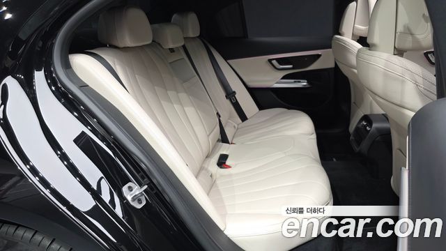 Mercedes-Benz E-Class (W214) E200 AMG Line 2026 — фото 12