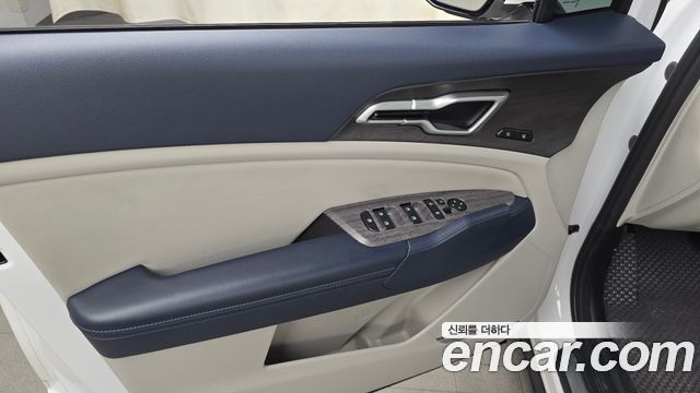 Kia Sportage (V) LPG 2.0 2WD Signature 2023 — фото 24