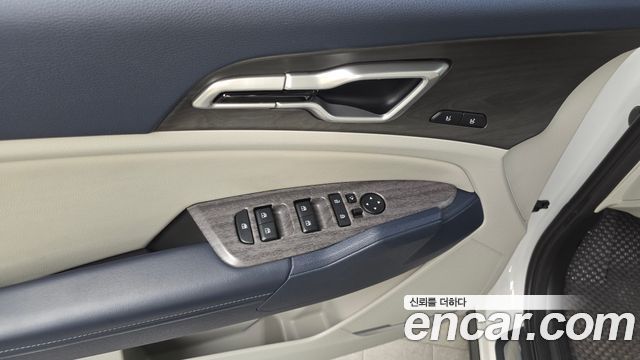 Kia Sportage (V) LPG 2.0 2WD Signature 2023 — фото 27