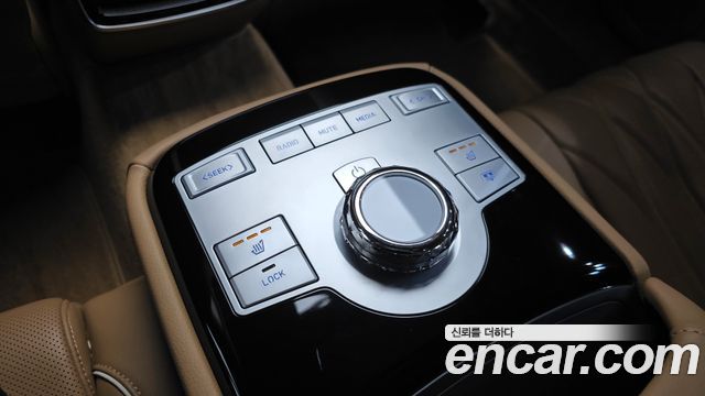 Genesis G80 (RG3) Gasoline 3.5 Turbo AWD 2025 — фото 27