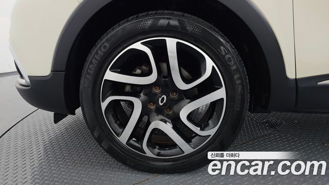 Renault Korea QM3 RE 2015 — фото 5