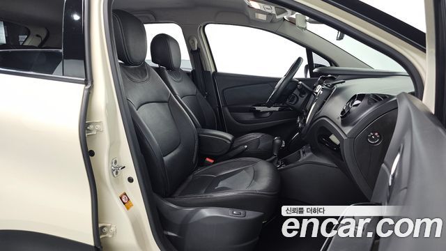 Renault Korea QM3 RE 2015 — фото 10