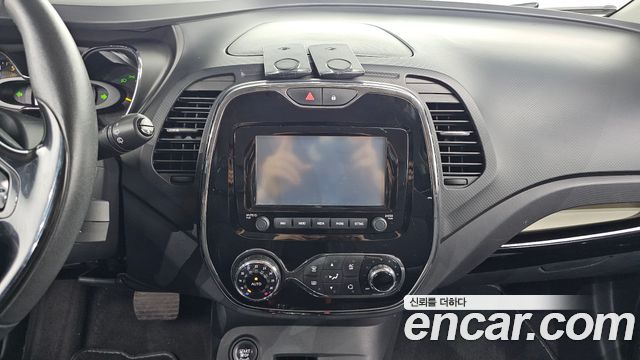 Renault Korea QM3 RE 2015 — фото 14
