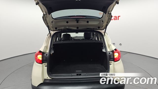 Renault Korea QM3 RE 2015 — фото 20