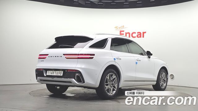 Genesis GV70 2.5T Gasoline 2WD 2023 — фото 2