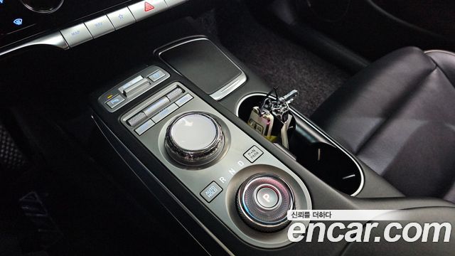 Genesis GV70 2.5T Gasoline 2WD 2023 — фото 9
