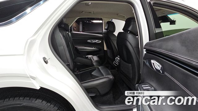 Genesis GV70 2.5T Gasoline 2WD 2023 — фото 15