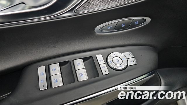 Genesis GV70 2.5T Gasoline 2WD 2023 — фото 17