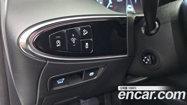 Genesis GV70 2.5T Gasoline 2WD 2023 — фото 18