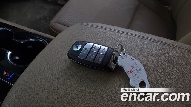 Kia Carnival 9-Seater Prstige 2019 — фото 15