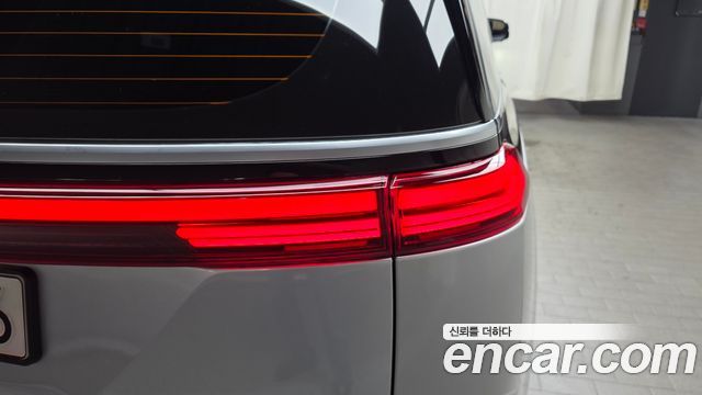 Kia Carnival (IV) Gasoline 9-seater Limousine(Special vehicle) 2021 — фото 23