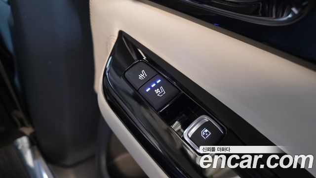 Kia Carnival (IV) Gasoline 9-seater Limousine(Special vehicle) 2021 — фото 27
