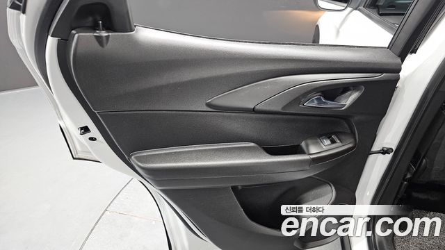 Chevrolet Trailblazer 1.2 Turbo 2WD LS 2021 — фото 25
