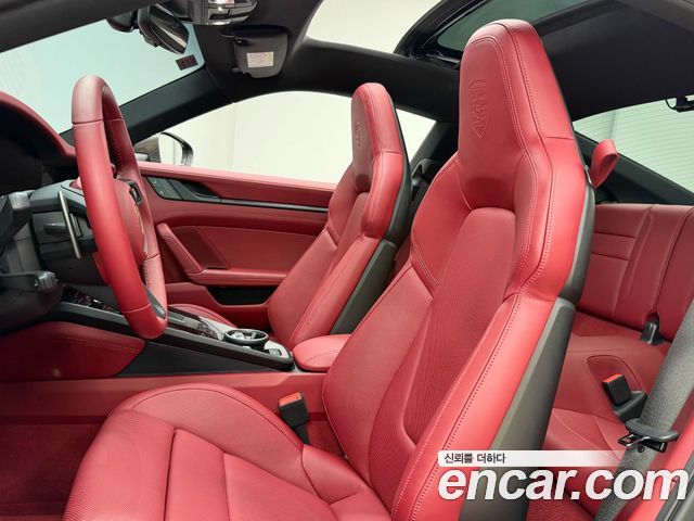 Porsche 911 (992) Carrera 4 GTS 2022 — фото 6