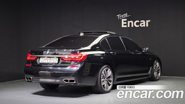 BMW 7 Series (G11) M760Li xDrive 2018 — фото 2
