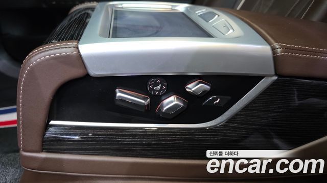BMW 7 Series (G11) M760Li xDrive 2018 — фото 32