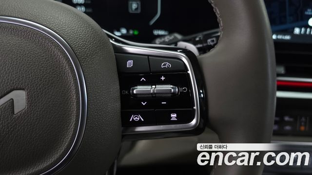 Kia Carnival (IV) HEV 7-Seater Hi Limousine Signature 2025 — фото 14
