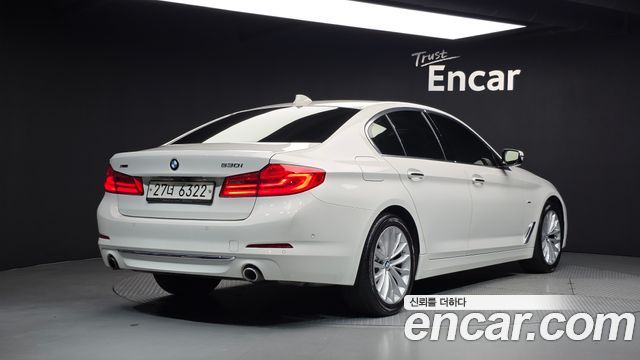 BMW 5 Series (G30) 530i xDrive Luxury Plus 2018 — фото 2