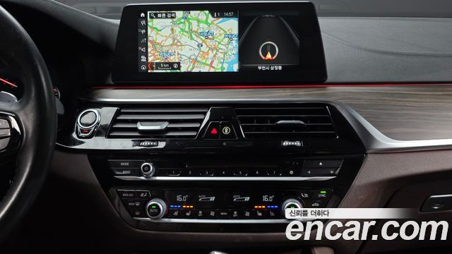 BMW 5 Series (G30) 530i xDrive Luxury Plus 2018 — фото 18