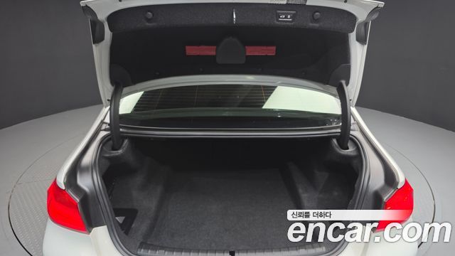 BMW 5 Series (G30) 530i xDrive Luxury Plus 2018 — фото 36