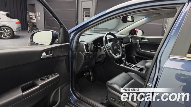 Kia Sportage The Bold Diesel 2.0 2WD Prestige 2021 — фото 10