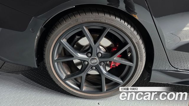 Audi RS3 (8Y) 2.5 TFSI Quattro 2025 — фото 5