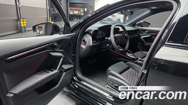Audi RS3 (8Y) 2.5 TFSI Quattro 2025 — фото 10