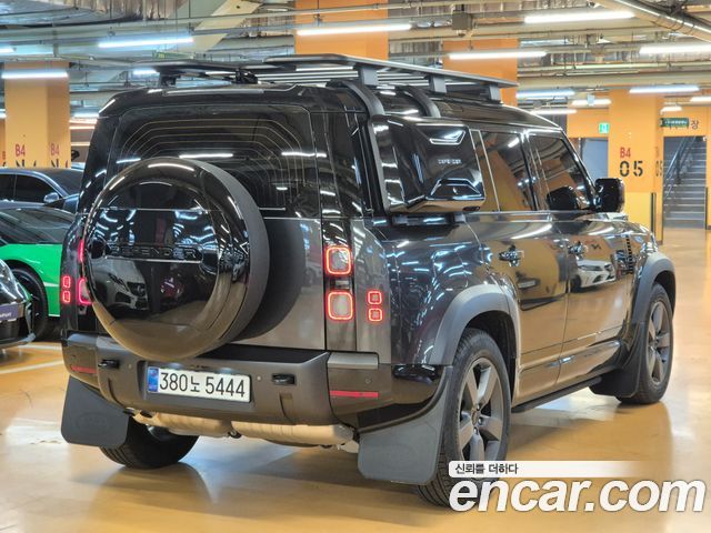 Land Rover Defender (L663) 110 D300 X-Dynamic HSE 2026 — фото 6