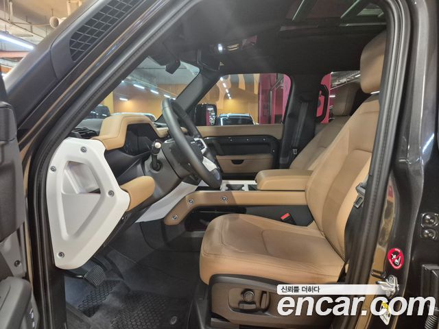 Land Rover Defender (L663) 110 D300 X-Dynamic HSE 2026 — фото 15