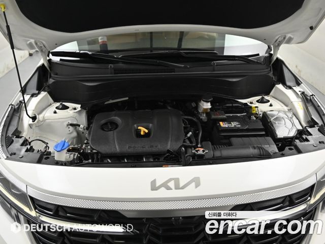 Kia Seltos Gasoline 2.0 2WD Signature 2023 — фото 23