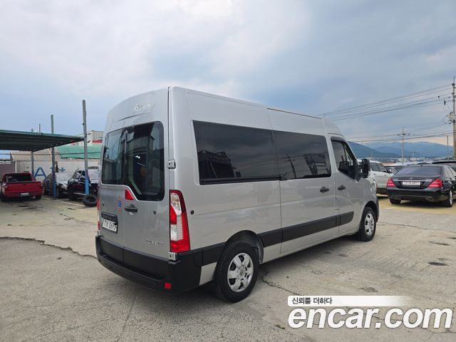 Renault Korea Master Camping car 2020 — фото 3