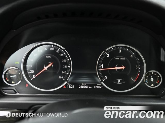 BMW 5 Series (F10) 520d Luxury 2014 — фото 8