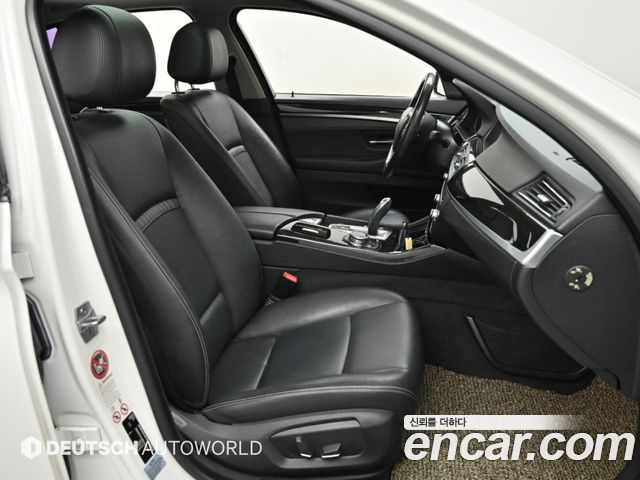 BMW 5 Series (F10) 520d Luxury 2014 — фото 10