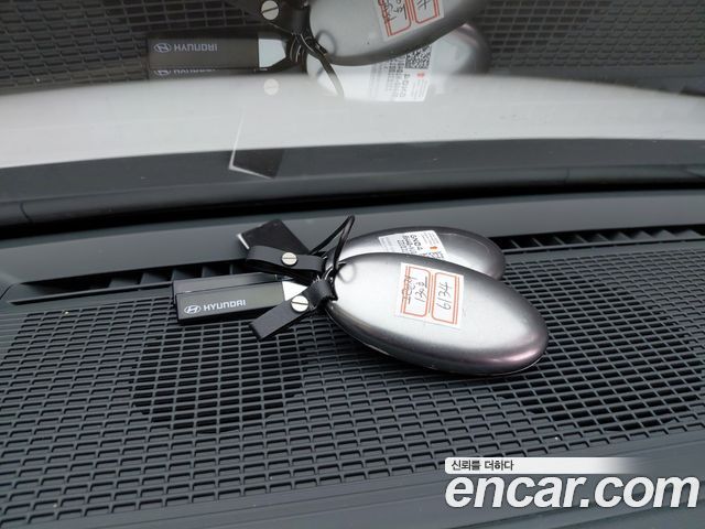 Hyundai Grandeur (GN7) 2,5 Gasoline 2WD Premium 2023 — фото 18