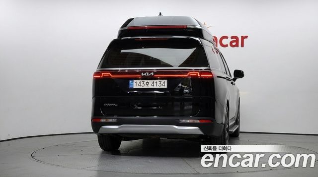Kia Carnival (IV) Diesel 9-Seater Hi-Limousine Signature 2023 — фото 4