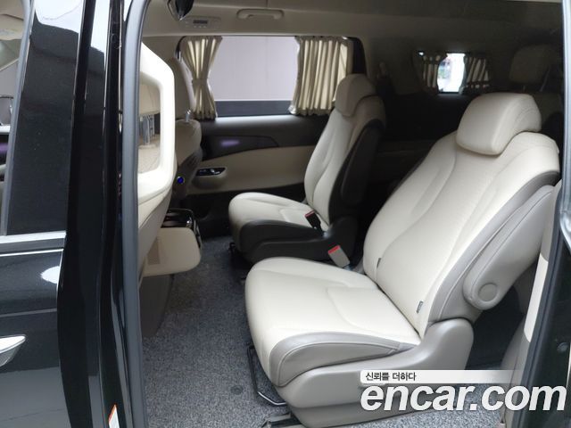 Kia Carnival (IV) Diesel 9-Seater Hi-Limousine Signature 2023 — фото 12