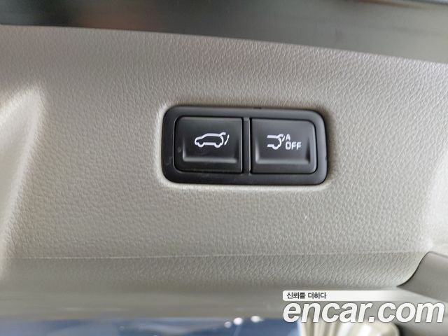 Kia Carnival (IV) Diesel 9-Seater Hi-Limousine Signature 2023 — фото 19