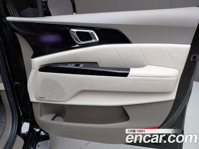 Kia Carnival (IV) Diesel 9-Seater Hi-Limousine Signature 2023 — фото 24