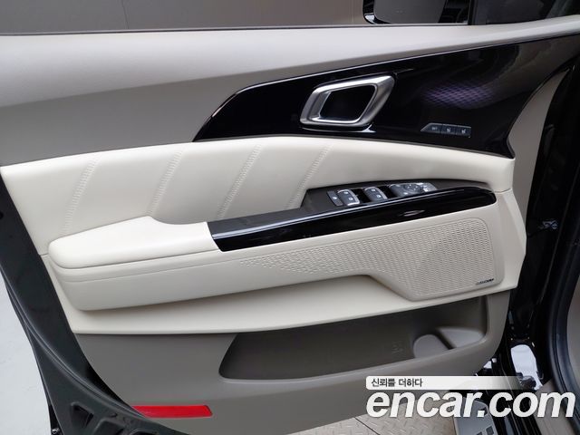 Kia Carnival (IV) Diesel 9-Seater Hi-Limousine Signature 2023 — фото 25