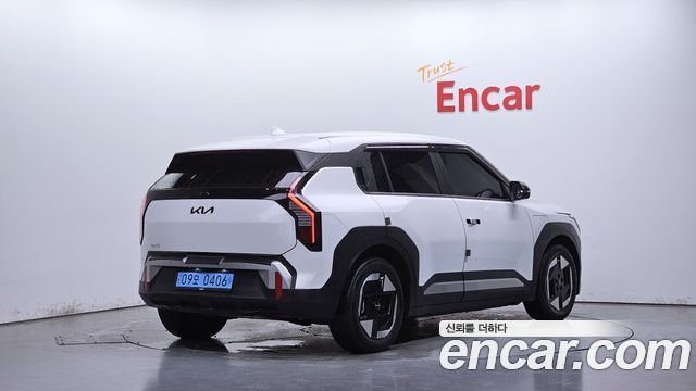 Kia EV3 Long Range 2WD AIr 2025 — фото 2