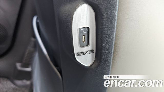 Kia EV3 Long Range 2WD AIr 2025 — фото 30