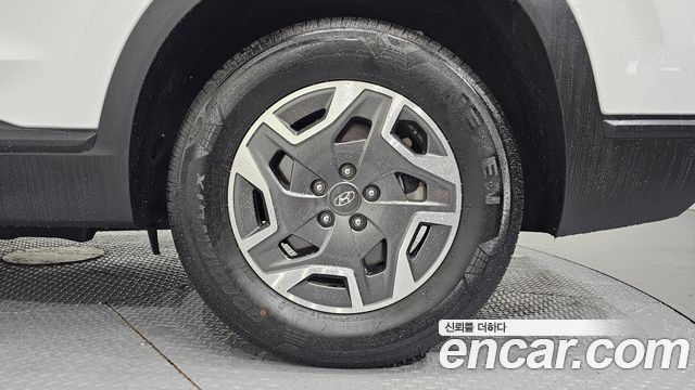 Hyundai Santa Fe HEV 1.6 2WD Prestige Choice 2023 — фото 21