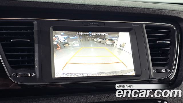 Kia Carnival 9-Seater Prstige 2019 — фото 14