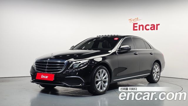 Mercedes-Benz E-Class (W213) E220d 4MATIC Exclusive 2019 — фото 1